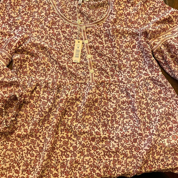 Max Studio Bubble Sleeve Bottom Top - Picture 2 of 5